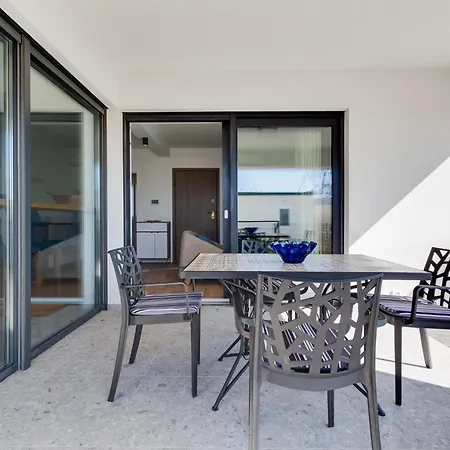 Rue By Interhome Apartmán